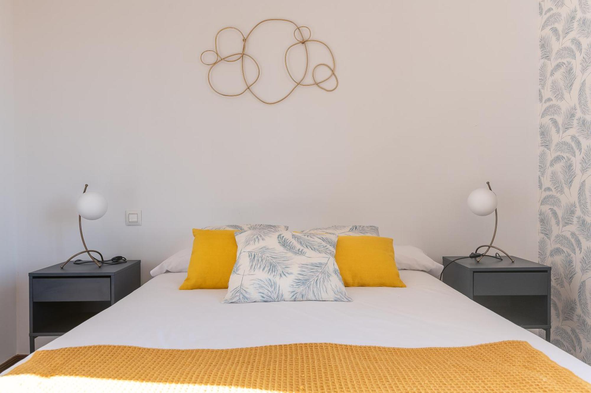 Apartamento En El Corazon De La Ciudad Junto A Las Estaciones Santander Exterior foto
